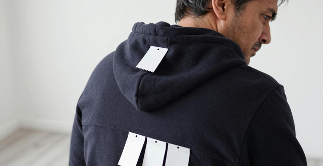 生活中那些让人费解的设计，你家有没有中招？拖把地插牙刷包装全有(图1)